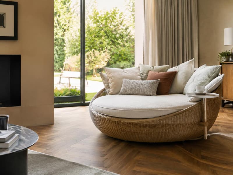 Kelsall Round Daybed Chair