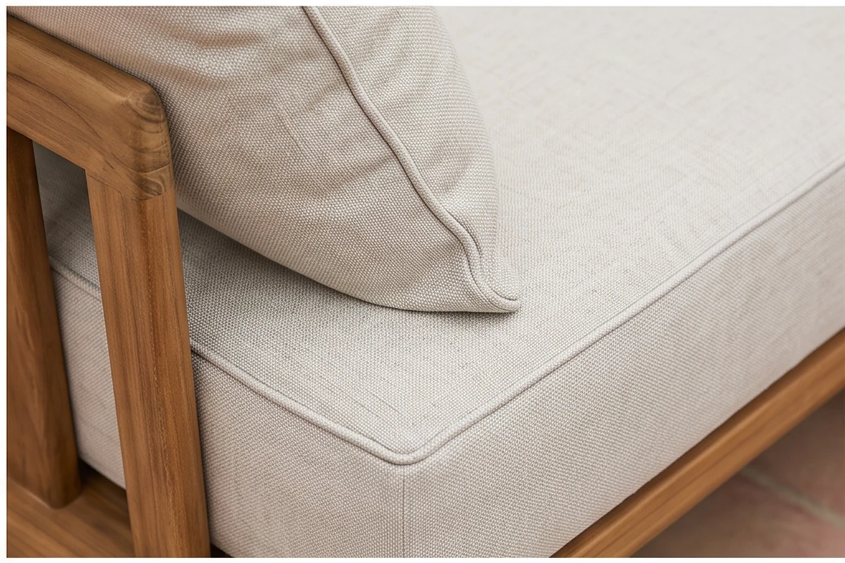 Tewkesbury Teak Garden Furniture Set – close-up detail